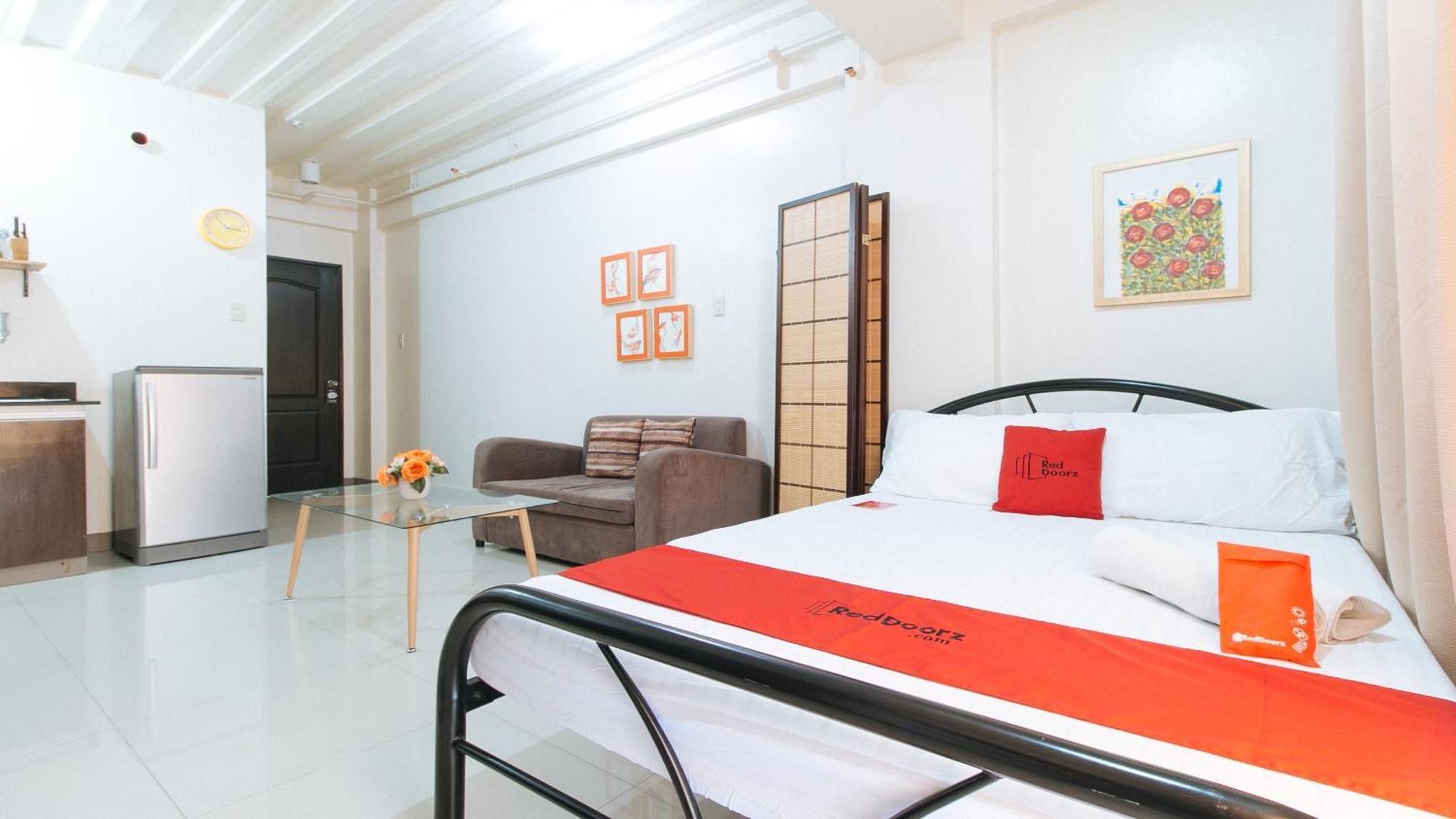 Reddoorz At Kassel Residences Paranaque Paranaque City Exterior foto