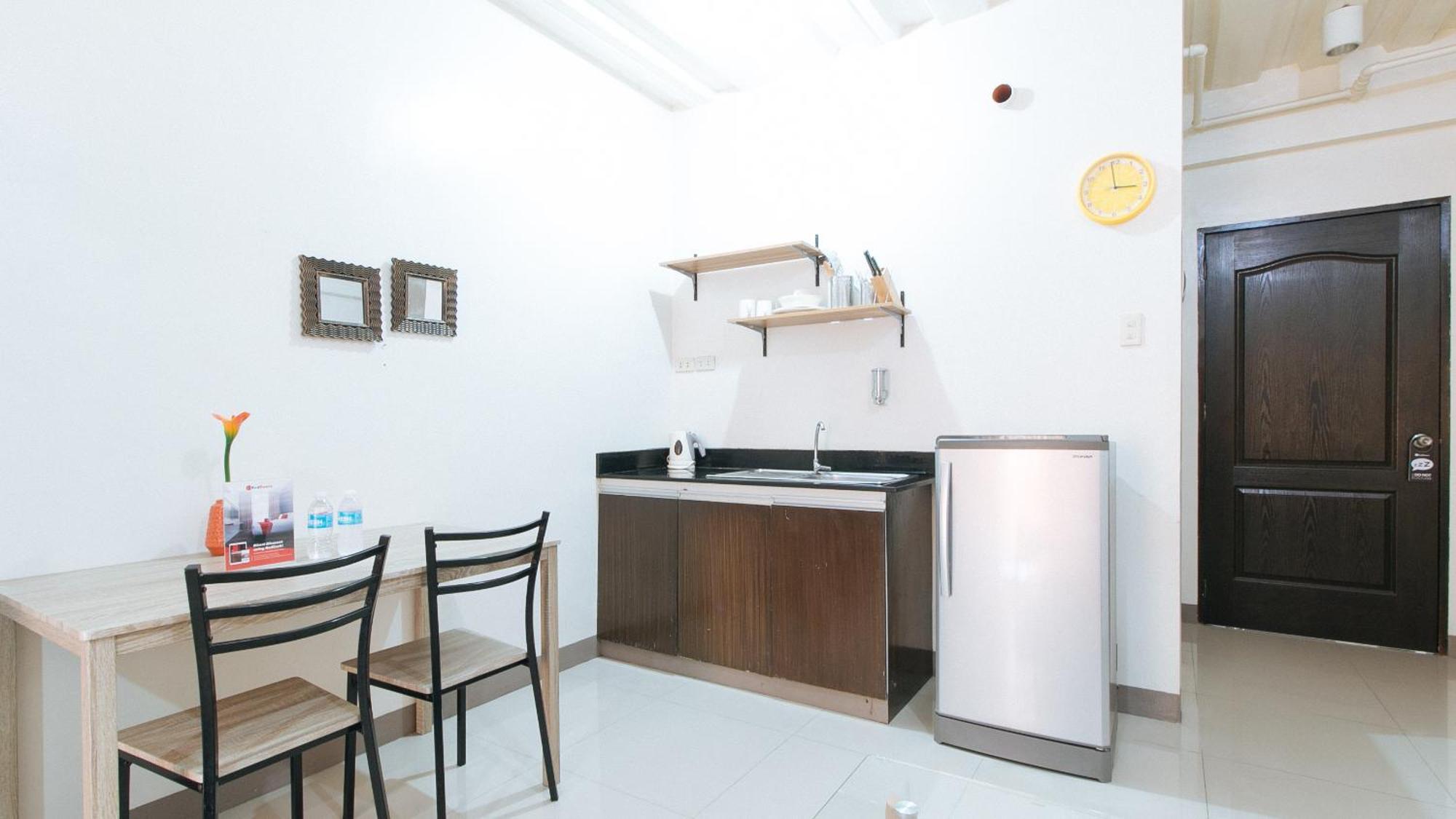 Reddoorz At Kassel Residences Paranaque Paranaque City Exterior foto
